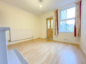 Station Road- click for photo gallery